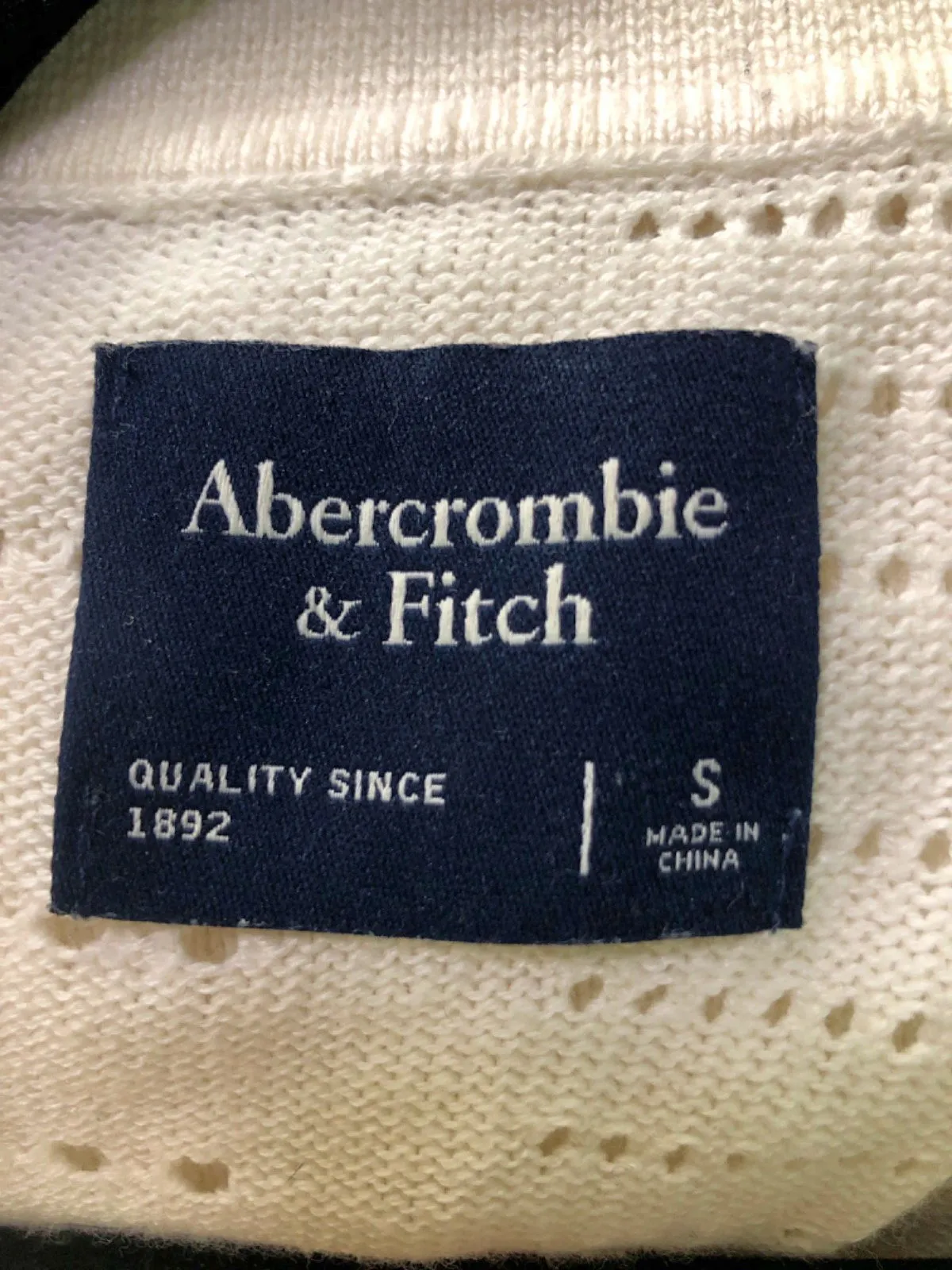 Abercrombie & Fitch White Open-Knit Button-Up Shirt S